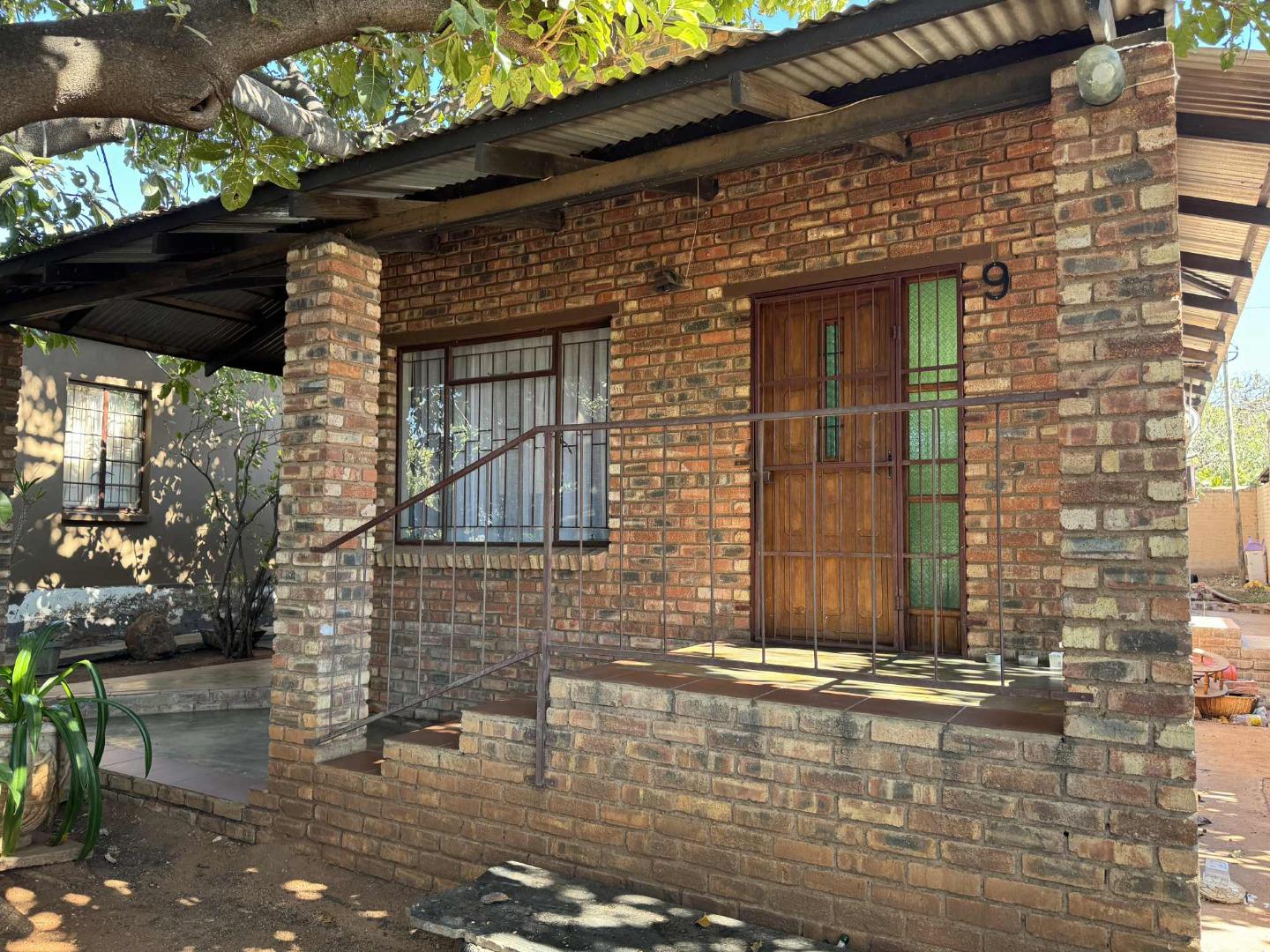 12 Bedroom House for Sale - Limpopo